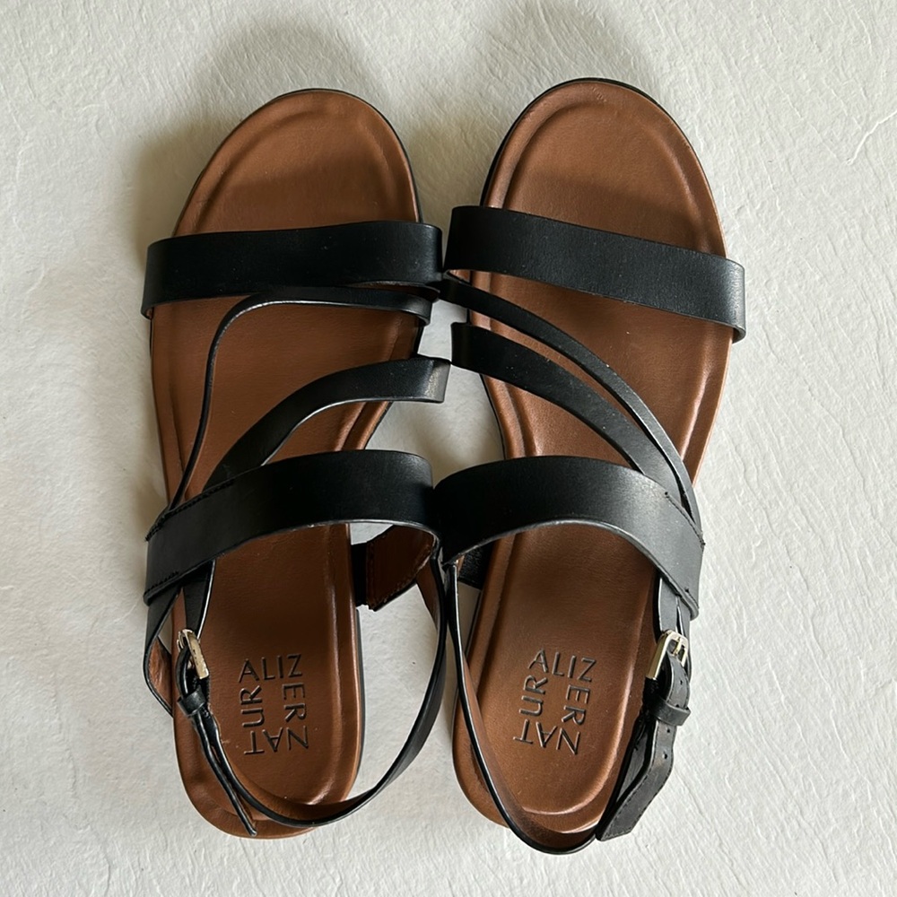 Naturalizer Black Leather Sandal Size 9